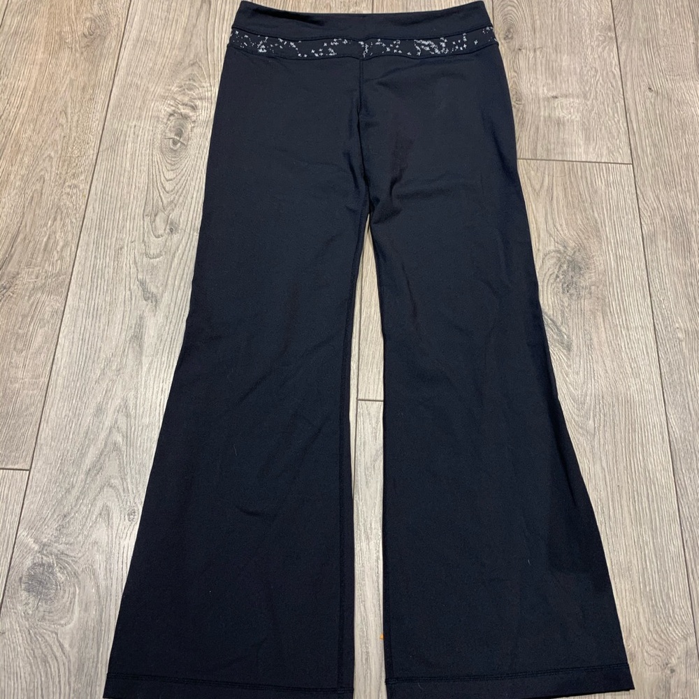 ❌Sold❌Lululemon Groove Pant Black Owl Feet 10